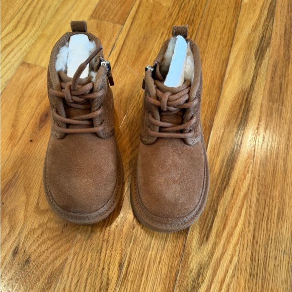 UGG Neumel II Boot - Picture 5 of 10